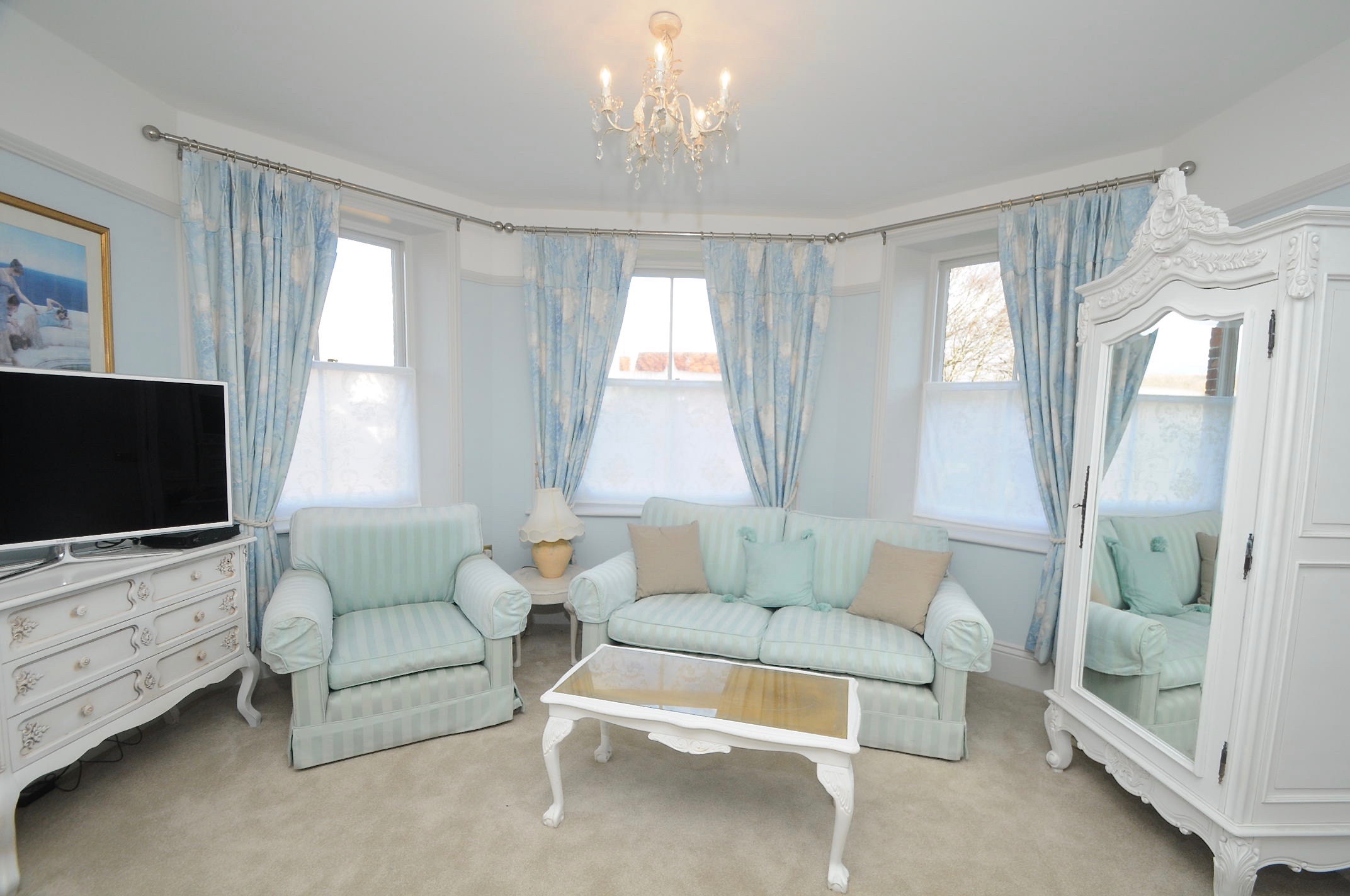 Quay House Four Poster Bedroom with en-suite First Floor.jpg